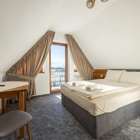 Homestay Taterniok - Z Widokiem Na Tatry Czarna Gora